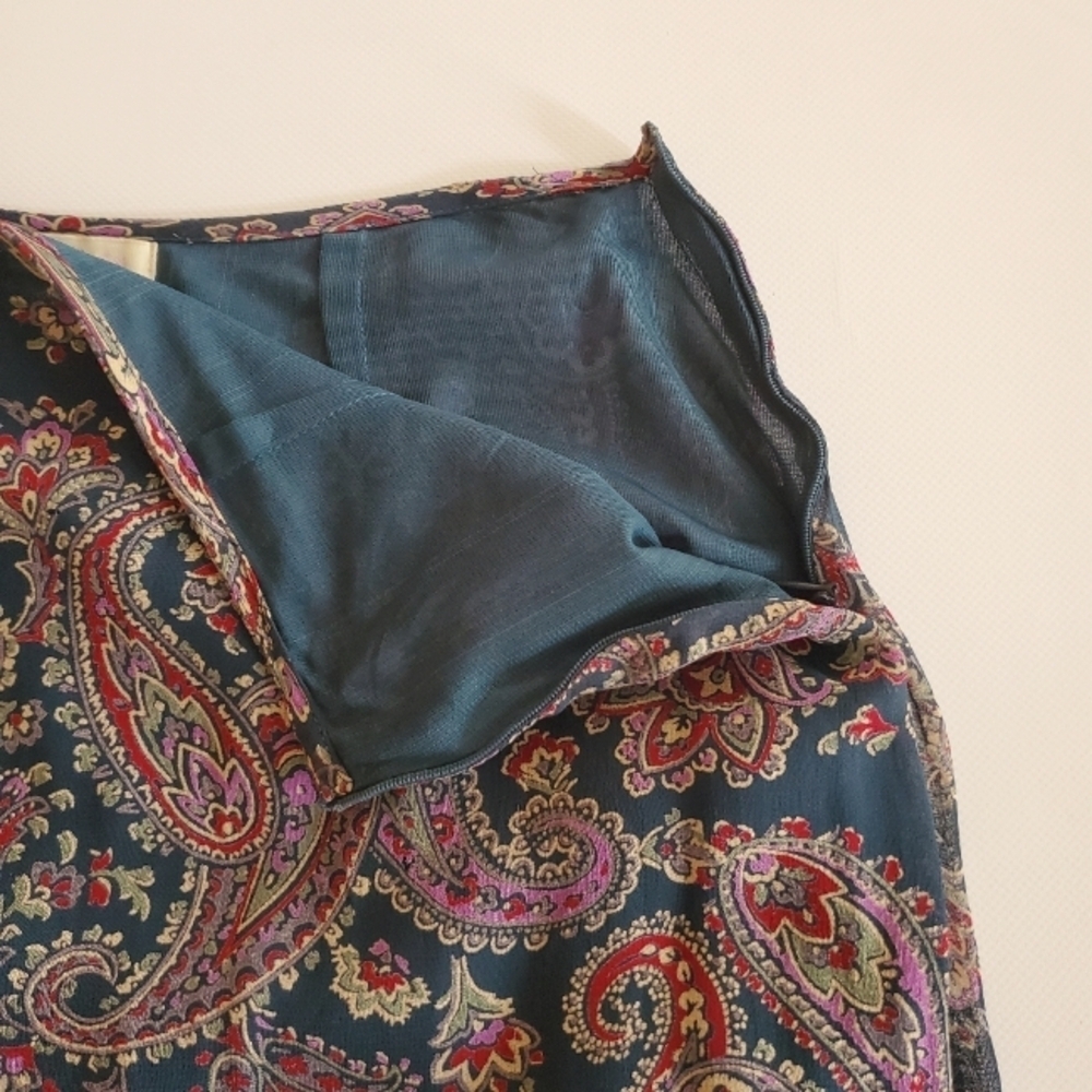 1489 * Free People Paisley Print Chiffon Midi Skirt Blue Pink Red Size 7/8 - Picture 4 of 7
